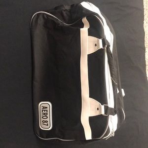 Aeropostale Aero 87 NWT weekend bag purse carryall